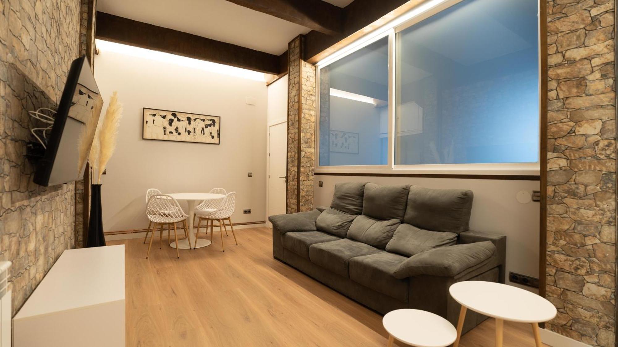 Centrico, Junto A Estacion De Bus/Tren, Y Playas Apartment Сан Себастиан Екстериор снимка