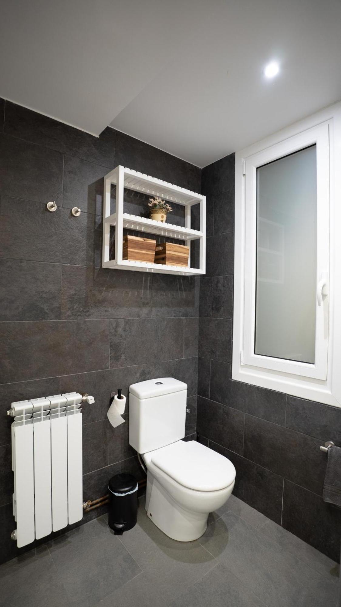 Centrico, Junto A Estacion De Bus/Tren, Y Playas Apartment Сан Себастиан Екстериор снимка